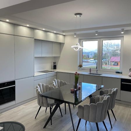 Apartament Luxlook โนวิซอนช์ ภายนอก รูปภาพ
